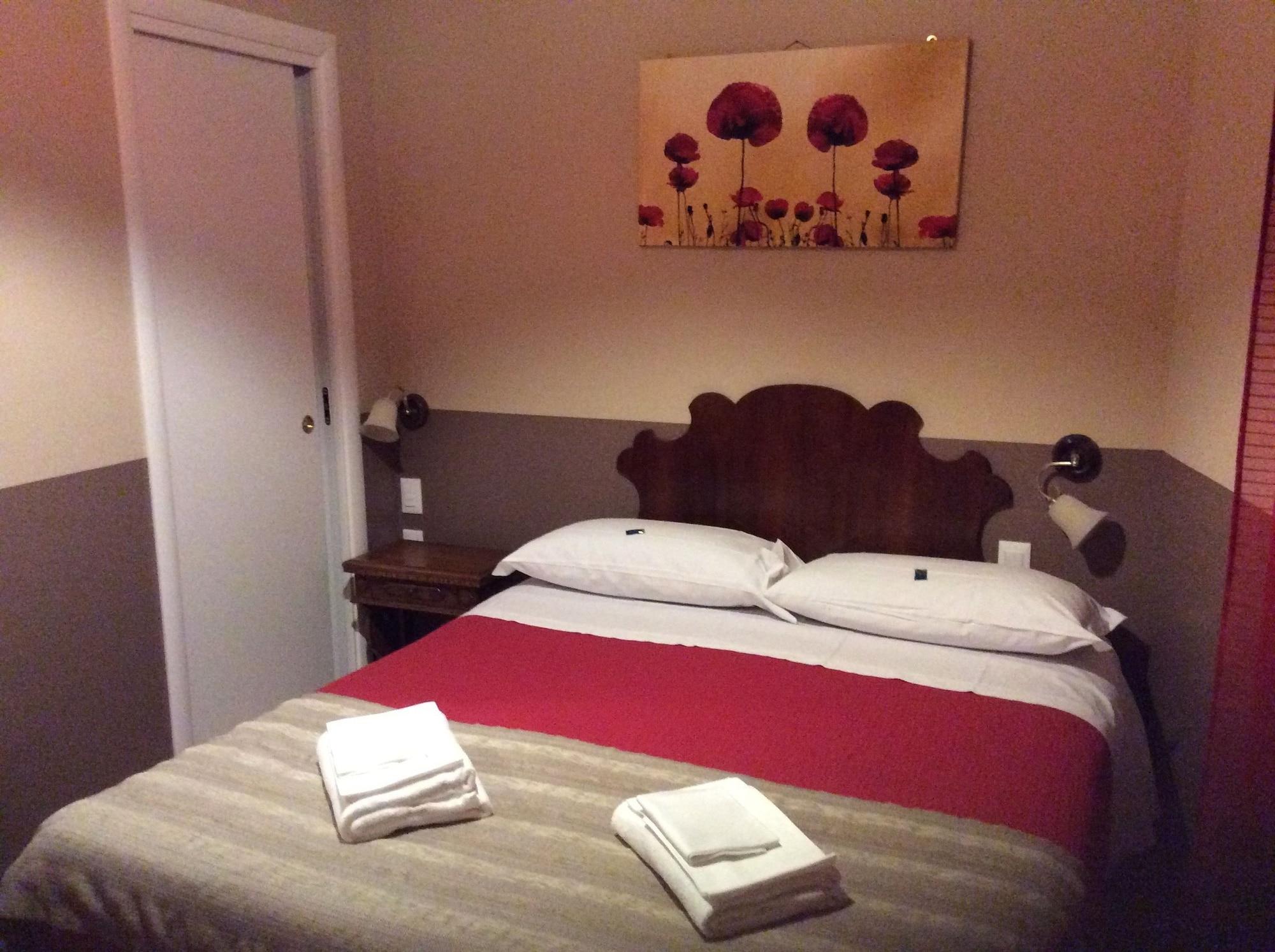Hotel Properzio อัสซิซี ภายนอก รูปภาพ