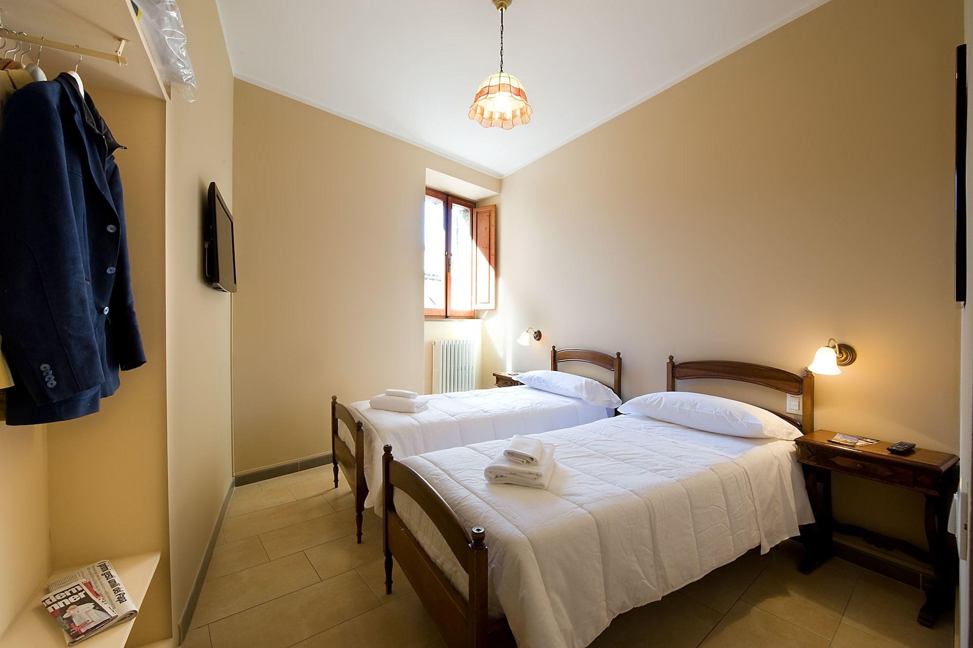 Hotel Properzio อัสซิซี ภายนอก รูปภาพ